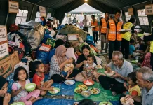Nutrisi Penting bagi Penyintas Gempa di Pengungsian