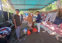 Sapa Muslim dan RRI Ende Salurkan Sembako Bagi Korban Gempa