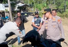 Kapolres Flores Timur Tinjau Pembangunan Asrama Polsek Adonara