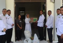 Kemenag Mabar Salurkan Bantuan untuk Biara Terdampak Gempa