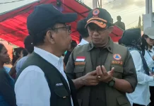 Gempa Flores, 100 Orang meninggal Dunia dan Ratusan Ribu Mengungsi