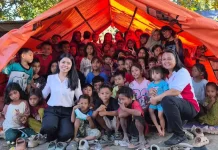 Anak Pengungsi di Wailiti Dapat Pendampingan Psikososial