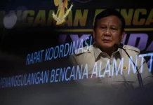 Presiden Prabowo Pimpin Rapat, Perintahkan Percepatan Pemulihan Gempa Flores