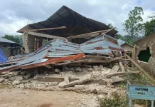 82 Rumah Warga Lamba Keli Rusak Parah, Warga Masih Bertahan di Tenda