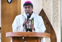 Pascagempa, Ekaristi Keuskupan Agung Ende Digelar di Luar Gereja