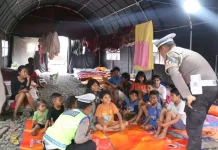 Satlantas Polres Ngada Gelar Trauma Healing Anak Pengungsi