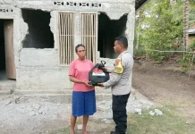 Polres Ngada Salurkan Bantuan Kapolda NTT ke Warga Waewea