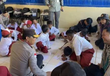 Polda NTT Bantu Renovasi Sekolah, Anak Pulau Kukusan Kembali Menata Mimpi