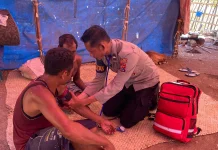 Pulihkan Luka, Tumbuhkan Harapan, Polri Hadir Layani Warga Terdampak Gempa di Riung