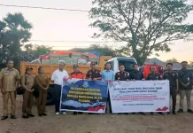 Kejari Ngada Salurkan Bantuan Korban Gempa Nagekeo