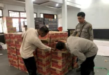 Polres Sikka Pastikan Logistik Pengungsi Aman Dikonsumsi
