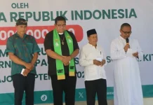 Salurkan Bantuan Tanggap Darurat, Menag Dorong Pendidikan Harus Tetap Berjalan