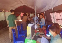 Beragam Keluhan Pasien Pengungsian Diperiksa di RSUD Pratama Raja