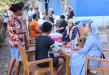 JPIC OFM Manggarai, Berikan Layanan Kesehatan Bagi Penyitas Gempa