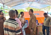 Gubernur Melki ke Palue, Bawa Santunan dan Perjuangkan Armada Ferry