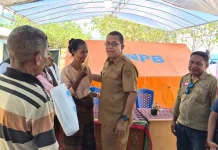 Gubernur NTT Sambangi Warga Terdampak Gempa Dipalue