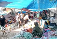 Polsek Riung Pantau Harga Sembako di Pasar