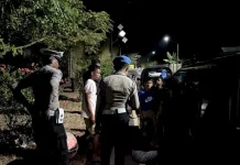 Patroli Malam, Polisi Temukan Pemuda Konsumsi Miras di Larantuka
