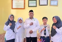 Dua Murid MTsN 4 Flores Timur Lolos OMI Tingkat Provinsi NTT