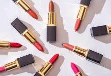 Begini Cara Membuat Lipstik Lebih Tahan Lama