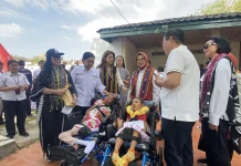 Kemensos Beri Bantuan untuk Lansia dan Penyandang Disabilitas Terdampak Gempa NT