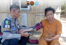Polres Ngada Edukasi Kebencanaan dan Layani Kesehatan Warga di Be'a Pawe