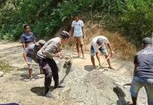 Warga Detubinga Swadaya Bangun Jalan Bistio-Nuaria