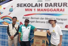 Laznas Zis Indosat Salurkan Bantuan Paket Buku dan Pulpen ke Siswa MIN 1 Manggarai