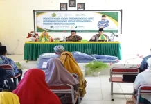 Pendis Kemenag NTT Tinjau Madrasah Terdampak dan Salurkan Bantuan di Sikka