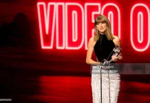 Taylor Swift Raih Penghargaan Artist Director Perdana
