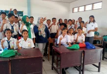 Siswa SMP Christoregi Ende Ikut Pelatihan Public Speaking Bersama TBAM