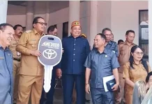 Pemkab Matim Terima Bantuan Ambulans dari YPA-MDR untuk RS Pratama Watu Nggong