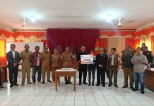 DTH Tahap II Mulai Disalurkan, 521 KK Pengungsi Mandiri di Flotim Terima Bantuan