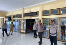 Polres Ende Kawal Aksi APDESI dan PPDI, Aspirasi Berlangsung Damai