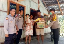 Polsek Soa Salurkan Bantuan Kapolres Ngada kepada Warga