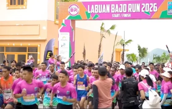 Ratusan Pelari Nasional dan Mancanegara Ramaikan Labuan Bajo Run 2026