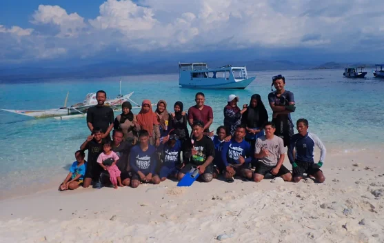 Komunitas Nelayan Labuan Bajo Tanam Ribuan Terumbu Karang