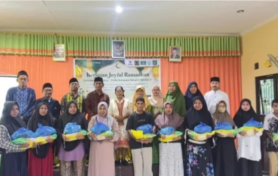 Kemenag Nagekeo Gelar Joyful Ramadhan, Salurkan Bantuan THR