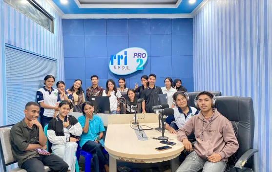 Mahasiswa STIPAR Ende Siapkan Guru Agama Adaptif Digital