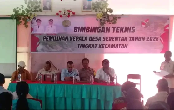 Bhabinkamtibmas Kawal Tahapan Pilkades di Riung Barat