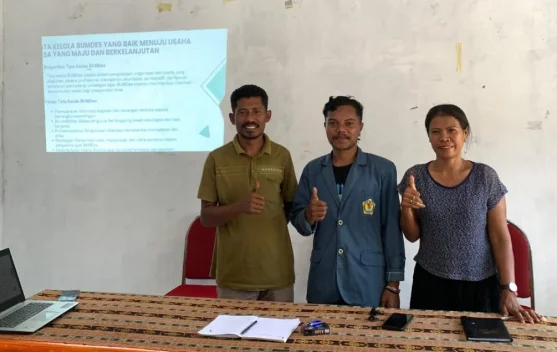 FISIP UNWIRA, Perkuat Tata Kelola BUMDes Rukuramba Melalui Edukasi Administrasi