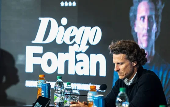 Diego Forlán Kembali, Uruguay Siapkan Era Baru