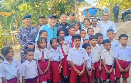Menko Pangan Tinjau SPPG 3T di Kabupaten Sikka