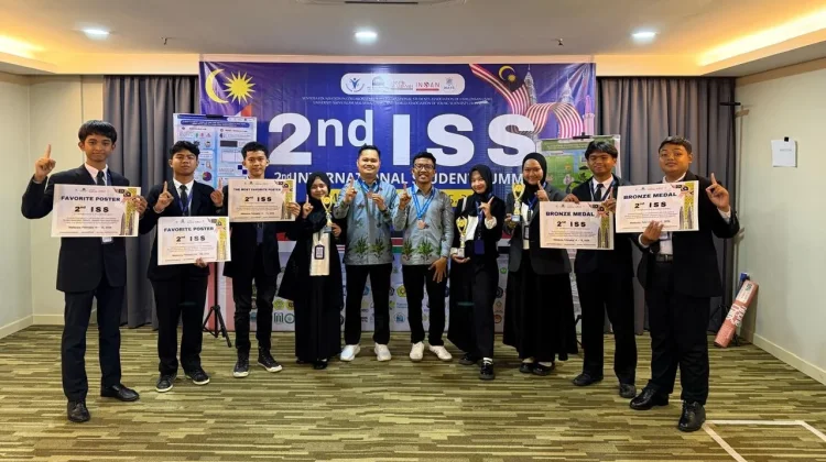 Riau Madrasah Students Win Silver at Global Summit