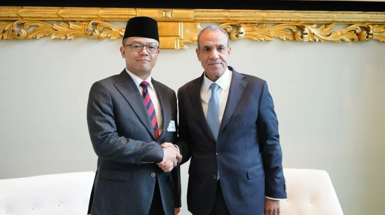 Sugiono Underscores Support for Palestine in Regional Meetings