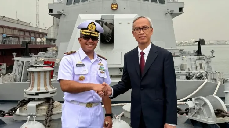 Indonesian Navy’s New Frigate Stops in Lagos on Maiden Voyage