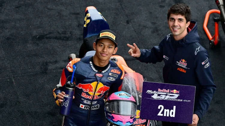 Indonesian Rider Veda Ega Secures Fifth on Grid in Moto3 Debut