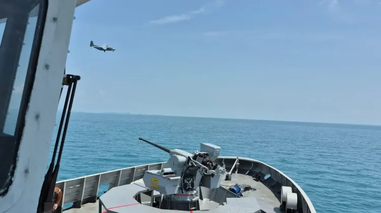 Indonesian Navy Strengthens Readiness with Integrated Exercise in Singapore Str