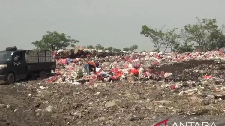 Bekasi Residents to Receive Rewards for Reporting Illegal Waste Dumping
