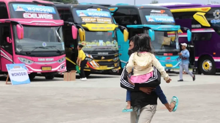 Central Java Expands Free Travel Program to Safeguard Homecoming Travelers